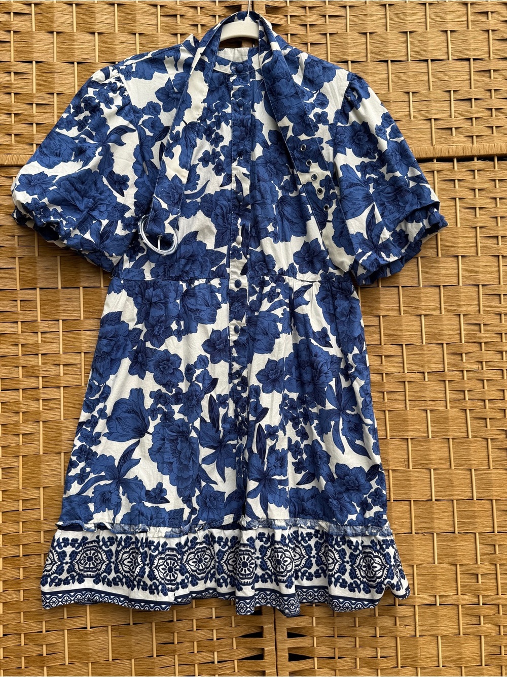 Joie Women's Floral Mini Dress Blue Button Down Front With Belt Women’s Size 2